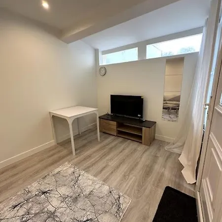 Drancy, Spacieux Hebergement Exterior photo